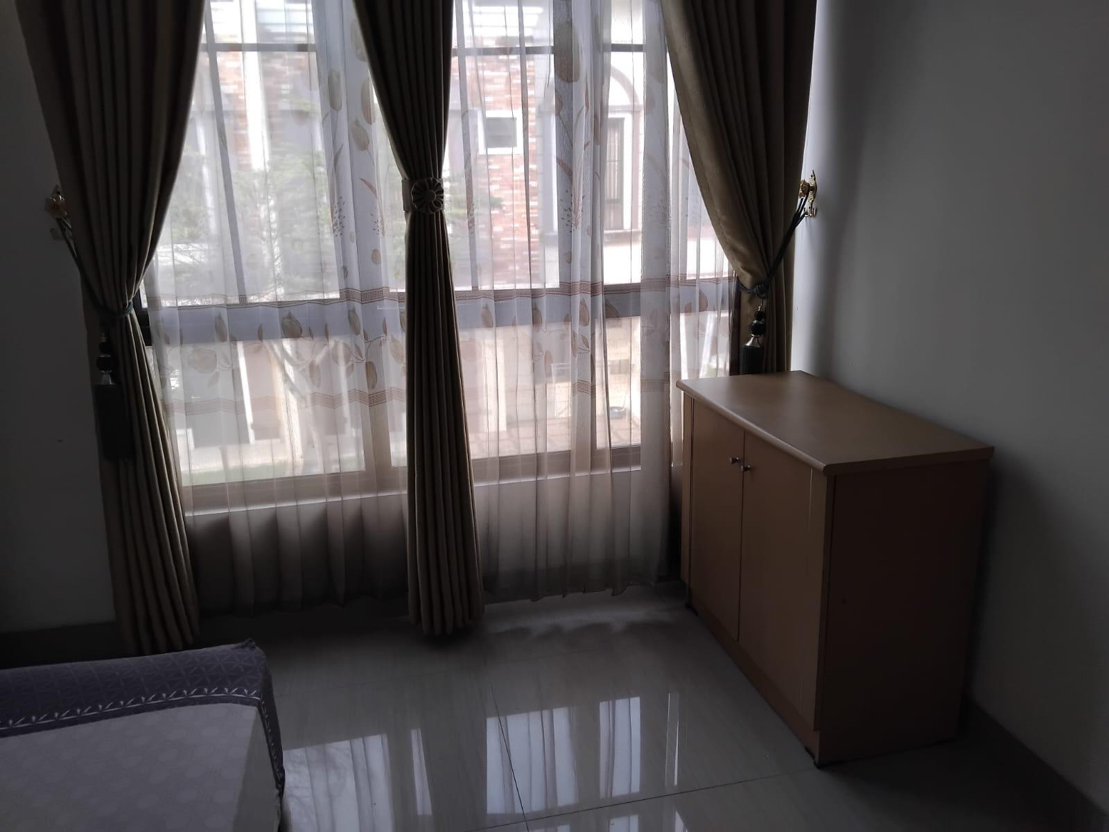 DiSewakan Rumah di Cataluna Jababeka Cikarang